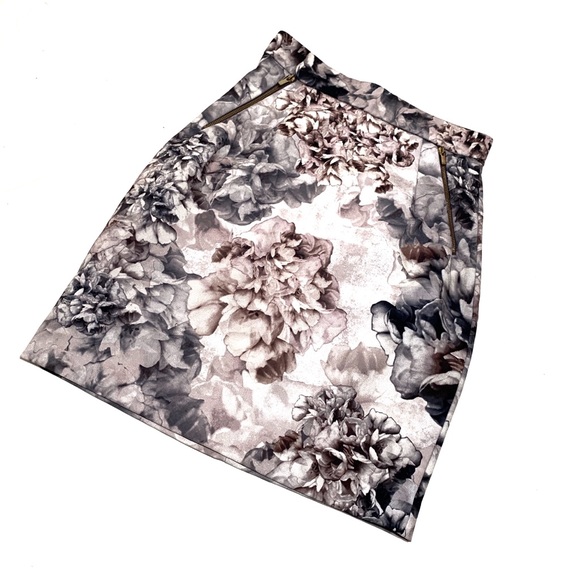 H&M Dresses & Skirts - H & M Dress Skirt